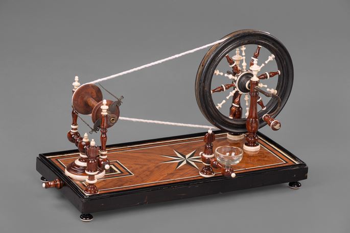 Pietro Piffetti - A Rare Kingwood, mother of pearl, Ebony and Ivory Spinning wheel | MasterArt